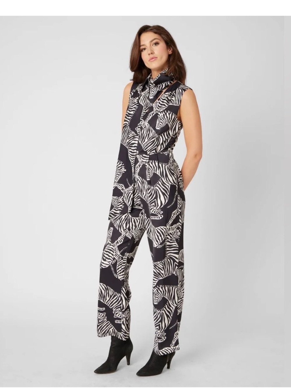 NWT Adrienne Landau Revolve Zebra jumper romper black & white in 8 MSRP $375